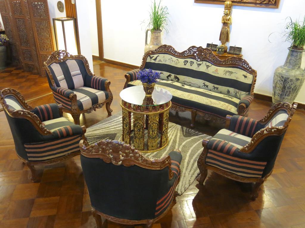 Classique Inn Yangon Dış mekan fotoğraf