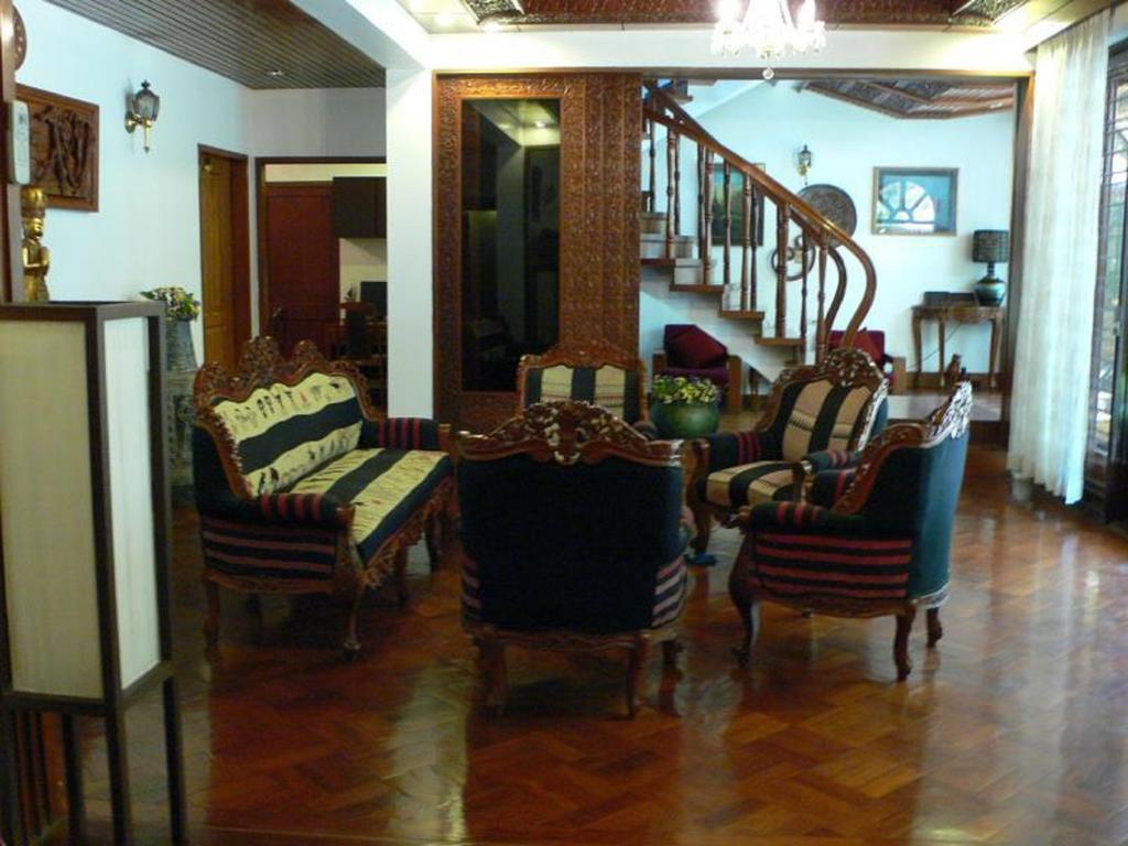 Classique Inn Yangon Dış mekan fotoğraf