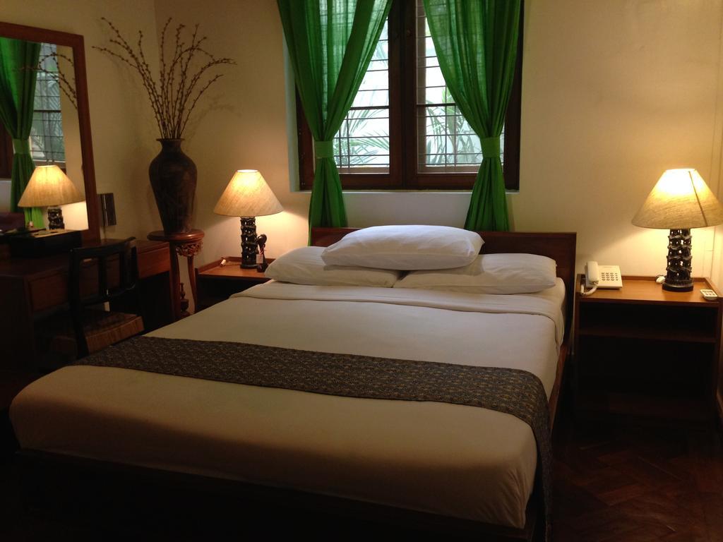 Classique Inn Yangon Dış mekan fotoğraf